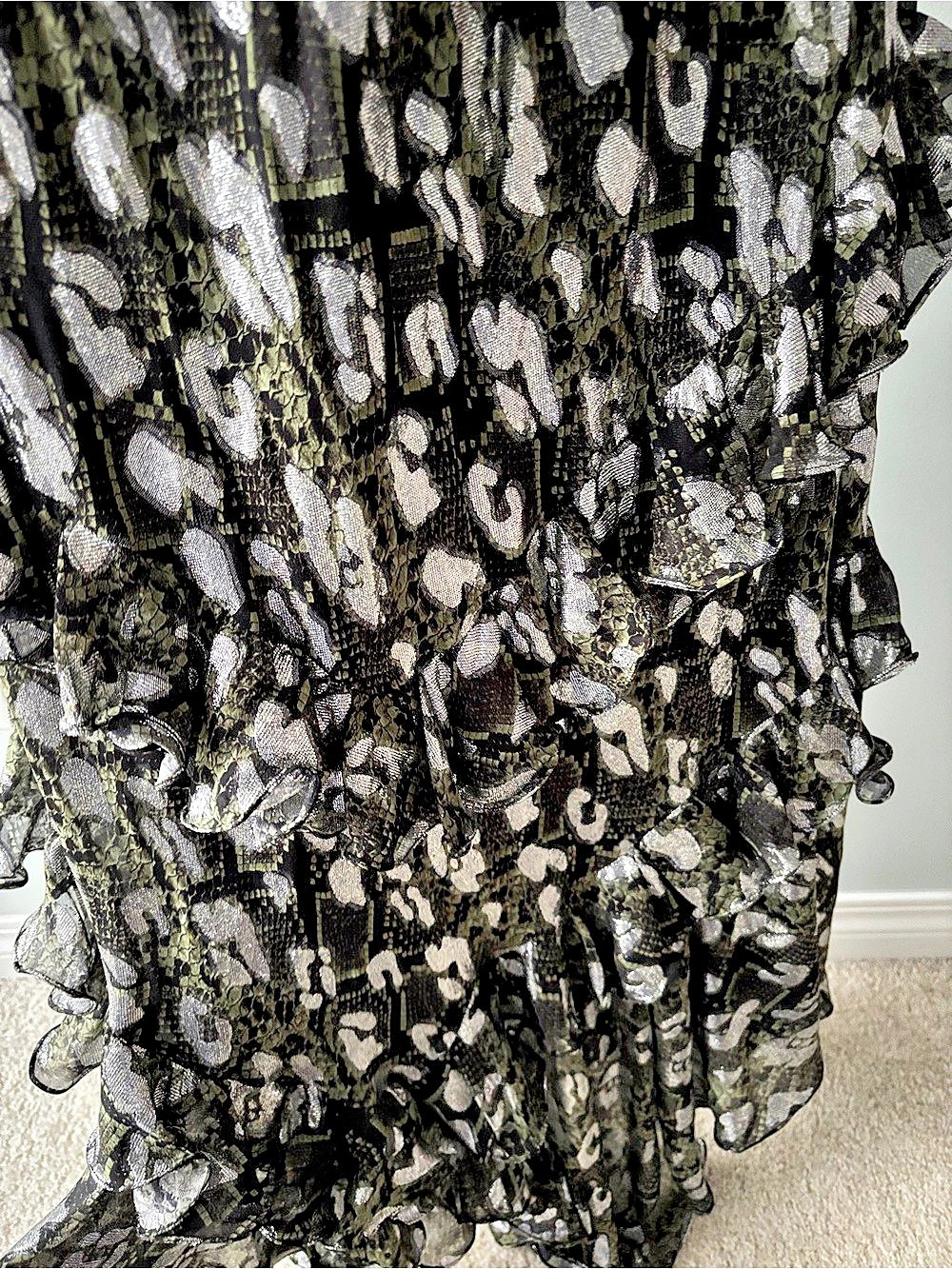 Michael Kors Collection Spruce Python Leopard Metallic Silk Ruffle Dress, US 8 - Picture 12 of 16
